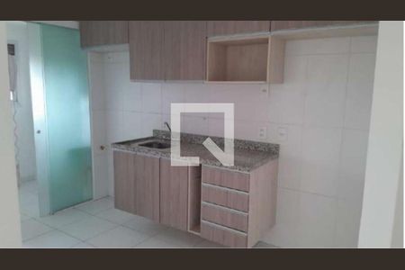 Foto 01 de apartamento à venda com 2 quartos, 76m² em Jardim Tupanci, Barueri