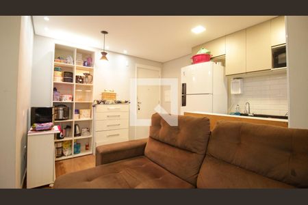 Sala/Cozinha de apartamento à venda com 2 quartos, 44m² em Jardim Adutora, São Paulo