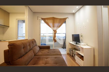 Sala/Cozinha de apartamento à venda com 2 quartos, 44m² em Jardim Adutora, São Paulo