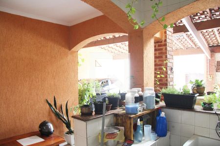 Área de Serviço de casa à venda com 3 quartos, 250m² em Jardim Santa Cecilia, Guarulhos