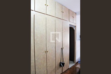 Suíte de casa à venda com 3 quartos, 250m² em Jardim Santa Cecilia, Guarulhos