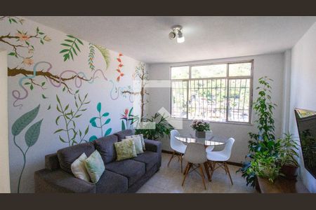 Sala de apartamento à venda com 2 quartos, 70m² em Santa Rosa, Niterói