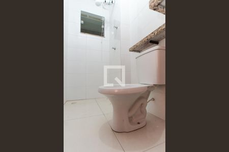 Banheiro de apartamento à venda com 1 quarto, 33m² em Parada Inglesa, São Paulo