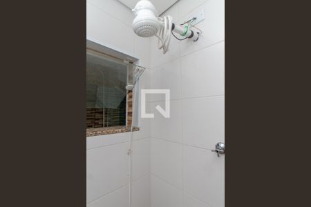 Banheiro de apartamento à venda com 1 quarto, 33m² em Parada Inglesa, São Paulo