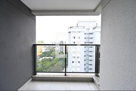 Varanda da sala de apartamento para alugar com 1 quarto, 28m² em Chácara Inglesa, São Paulo