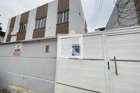 Plaquinha  de apartamento para alugar com 1 quarto, 50m² em Jardim Vinte E Cinco de Agosto, Duque de Caxias