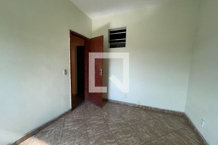 Quarto de casa para alugar com 1 quarto, 30m² em Jardim Olavo Bilac, Duque de Caxias
