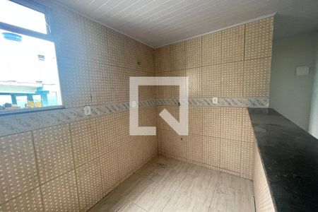 Cozinha de casa para alugar com 1 quarto, 45m² em Jardim Olavo Bilac, Duque de Caxias