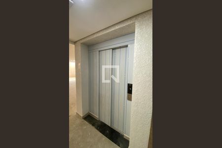 Garagem - Elevador de apartamento à venda com 2 quartos, 102m² em Jardim Santo Alberto, Santo André