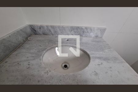 Banheiro Quarto 1 suíte de apartamento à venda com 2 quartos, 100m² em Jardim Santo Alberto, Santo André