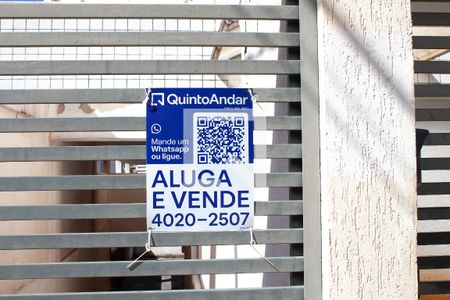 Placa  de apartamento à venda com 3 quartos, 72m² em Ana Lúcia, Belo Horizonte