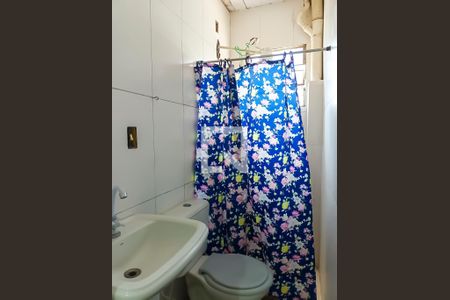 Banheiro de casa de condomínio à venda com 1 quarto, 50m² em Pilares, Rio de Janeiro