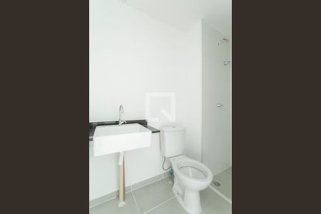 Banheiro de kitnet/studio à venda com 1 quarto, 25m² em Vila Olímpia, São Paulo