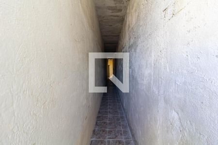 Corredor de casa à venda com 1 quarto, 40m² em Jardim Casa Pintada, São Paulo