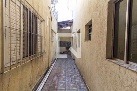 Corredor de casa à venda com 1 quarto, 40m² em Jardim Casa Pintada, São Paulo
