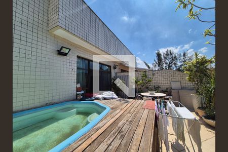 Área externa de casa de condomínio à venda com 3 quartos, 170m² em Recreio dos Bandeirantes, Rio de Janeiro