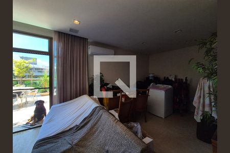 Sala de casa de condomínio à venda com 3 quartos, 170m² em Recreio dos Bandeirantes, Rio de Janeiro