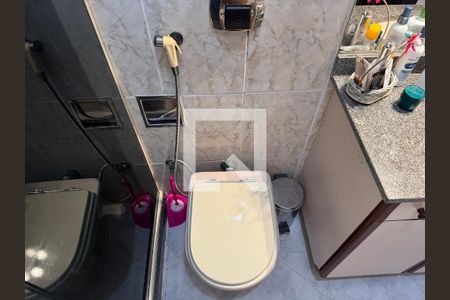 Suíte - Banheiro de casa de condomínio para alugar com 4 quartos, 300m² em Recreio dos Bandeirantes, Rio de Janeiro