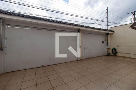 Garagem de casa à venda com 3 quartos, 330m² em Jardim Santa Mena, Guarulhos