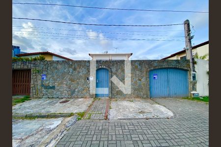 Fachada de casa para alugar com 6 quartos, 800m² em Itaigara, Salvador