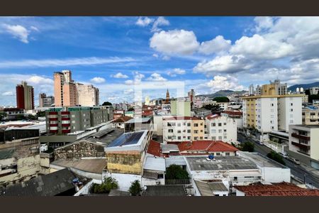 Vista da Sala  de apartamento à venda com 1 quarto, 49m² em Floresta, Belo Horizonte