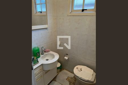 Banheiro 2 de casa à venda com 3 quartos, 183m² em Parque Edu Chaves, São Paulo