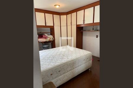 Casa à venda com 3 quartos, 250m² em Vila Nair, São Paulo