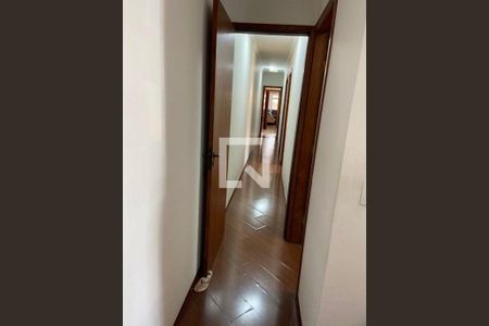 Casa à venda com 3 quartos, 250m² em Vila Nair, São Paulo