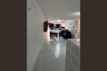 Casa à venda com 3 quartos, 250m² em Vila Nair, São Paulo
