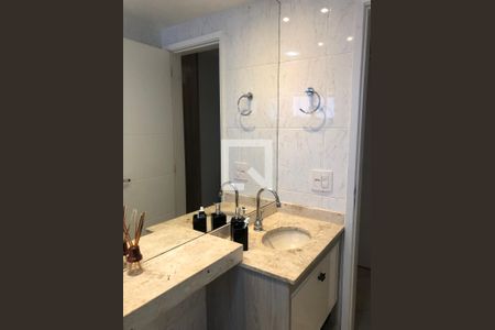 Banheiro da Suíte de apartamento à venda com 3 quartos, 140m² em Tijuca, Rio de Janeiro