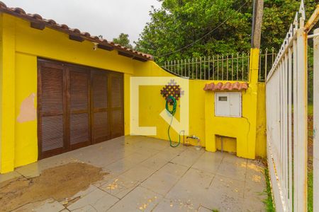 Garagem de casa à venda com 2 quartos, 100m² em Harmonia, Canoas