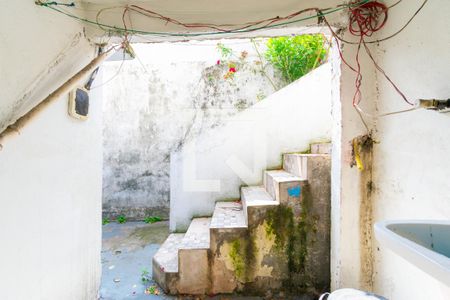 Área de Serviço de casa à venda com 4 quartos, 175m² em Vila Bancaria, São Paulo