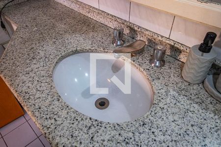 Banheiro de apartamento para alugar com 1 quarto, 31m² em Jardim Paulista, São Paulo