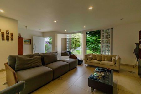 Sala de casa para alugar com 4 quartos, 450m² em Vargem Grande, Rio de Janeiro