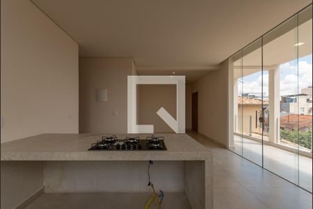 Cozinha de casa à venda com 3 quartos, 108m² em Santa Rosa, Belo Horizonte