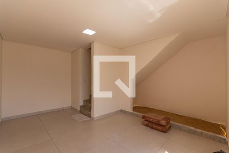 Entrada de casa à venda com 3 quartos, 108m² em Santa Rosa, Belo Horizonte