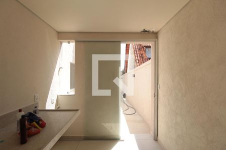 Área de Serviço de casa à venda com 3 quartos, 130m² em Santa Rosa, Belo Horizonte