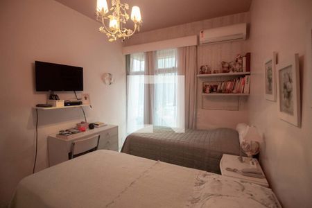 Quarto 1 de apartamento à venda com 3 quartos, 139m² em Ipanema, Rio de Janeiro