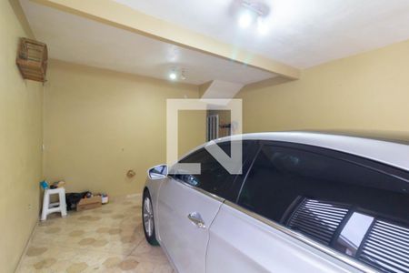 Garagem de casa à venda com 4 quartos, 160m² em Itaquera, São Paulo