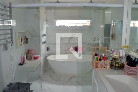 Banheiro do Quarto 3 de apartamento à venda com 4 quartos, 192m² em Barra da Tijuca, Rio de Janeiro