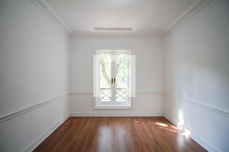 Casa à venda com 4 quartos, 1700m² em Retiro Morumbi, São Paulo