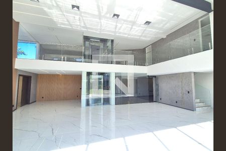 Sala de casa de condomínio à venda com 6 quartos, 1280m² em Barra da Tijuca, Rio de Janeiro