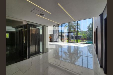 Sala de casa de condomínio à venda com 6 quartos, 1280m² em Barra da Tijuca, Rio de Janeiro