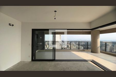 Varanda gourmet de apartamento para alugar com 4 quartos, 195m² em Sumarezinho, São Paulo