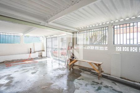 Garagem de casa à venda com 2 quartos, 150m² em Centro, Diadema
