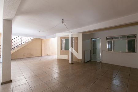 Garagem de casa à venda com 6 quartos, 314m² em  Jardim das Camélias, São Paulo