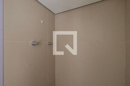 Banheiro de kitnet/studio à venda com 1 quarto, 25m² em Sumarezinho, São Paulo