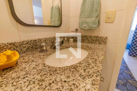Banheiro Social de apartamento para alugar com 1 quarto, 99m² em Barra da Tijuca, Rio de Janeiro