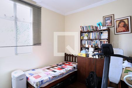 Quarto  de apartamento à venda com 2 quartos, 56m² em Sagrada Família, Belo Horizonte