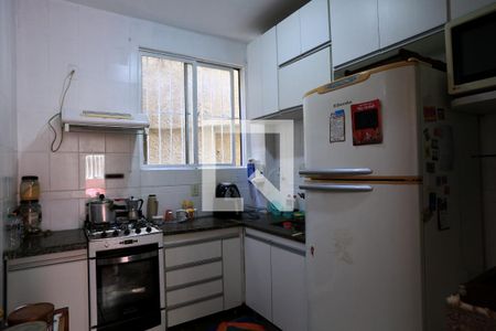 Cozinha de apartamento à venda com 2 quartos, 56m² em Sagrada Família, Belo Horizonte